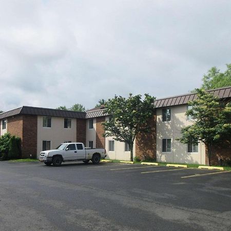 Quality Inn & Suites Owego Экстерьер фото